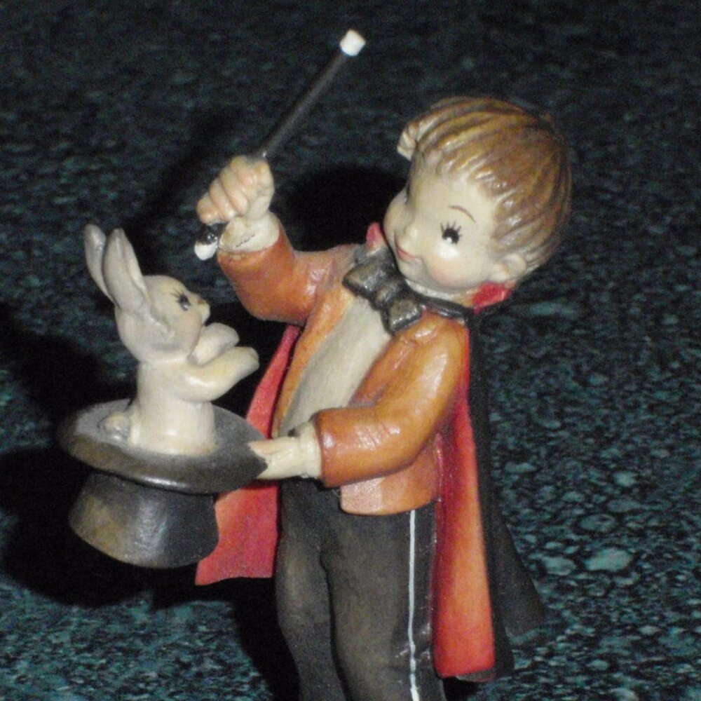 ANRI Ferrandiz Abracadabra 3" Wood Carving Figurine With Original Box #55645